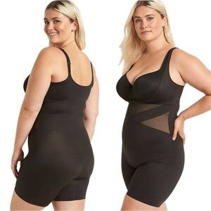 Cacique 18/20 open bust thigh shaper NWOT